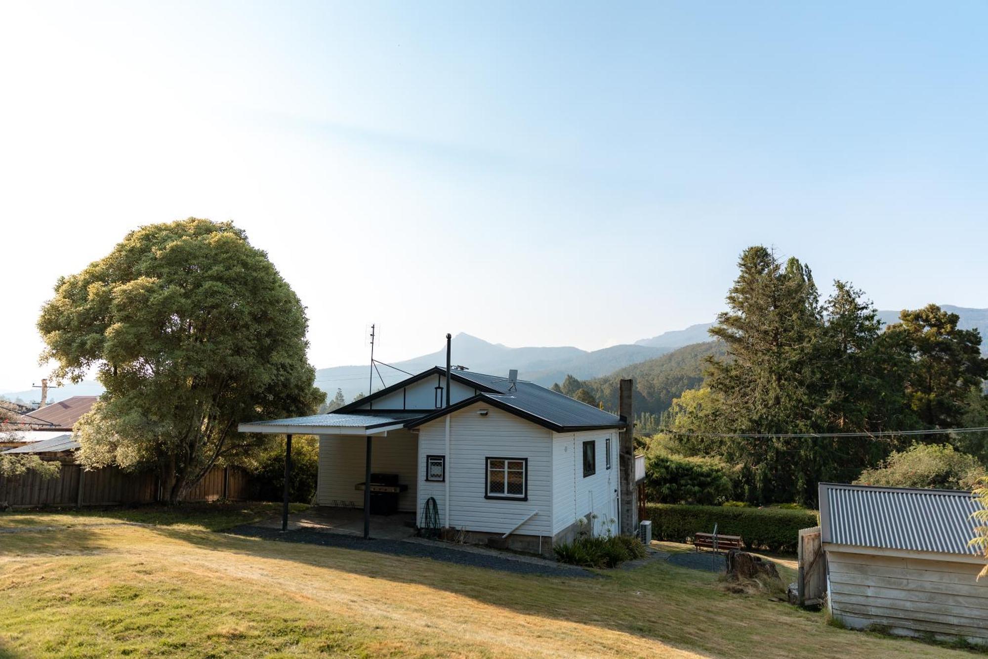 Maydena Chalet Экстерьер фото